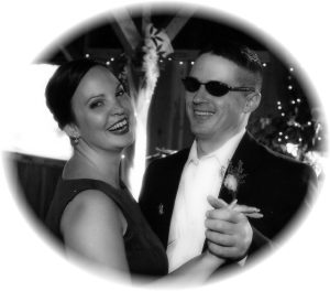 Reception_Barn_-_Vanessa_and_Keith_Dancing.jpg