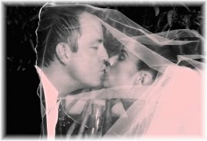 Reception_Outdoor_-_Veiled_Kiss_Pink_Glow.jpg